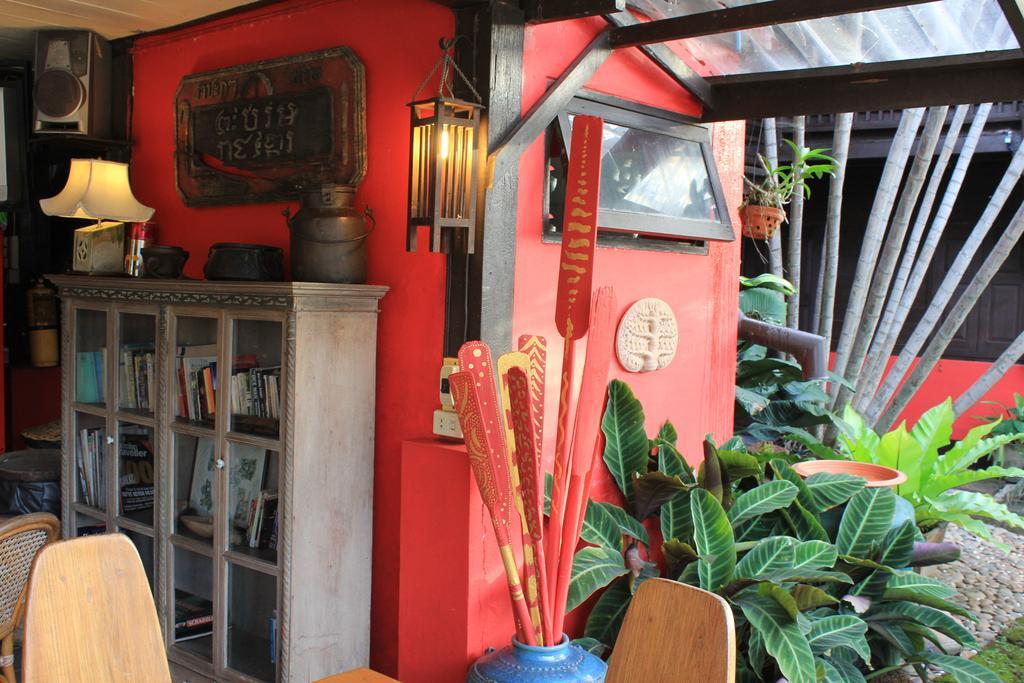 The Riverside Guest House Lampang Eksteriør bilde