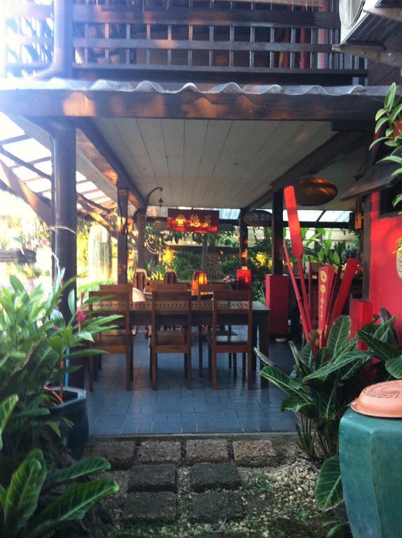 The Riverside Guest House Lampang Eksteriør bilde